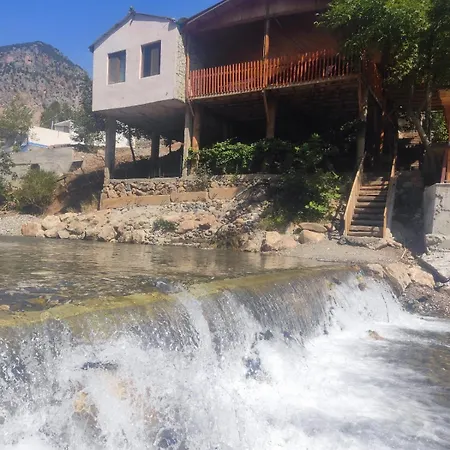 Kapuzbasi Selaleleri Ucar Homestay szállás
